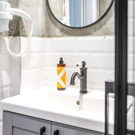 公寓 Luminous Studio Flat Near Moda Shore In Kadikoy *